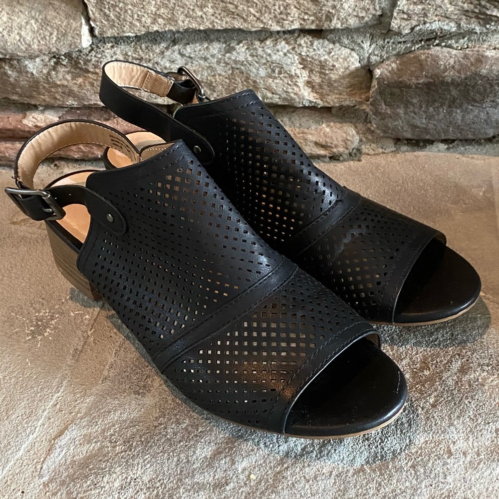 Restricted Black Bootie Sandals Shoes Block Heels Women’s Size 8
